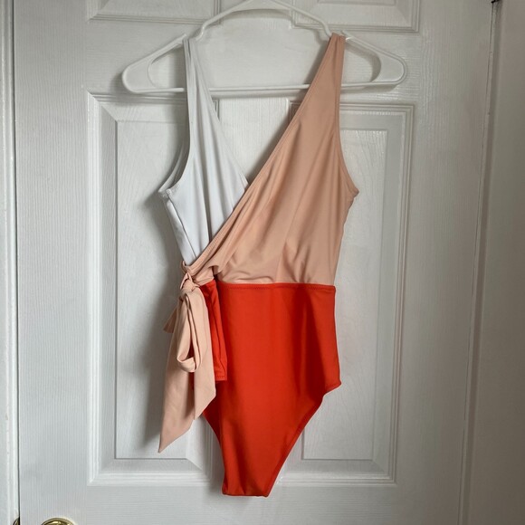 Pink and red colorblock one piece swimsuit - Picture 2 of 8